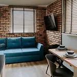 Mini Loft Na Dachu アパート